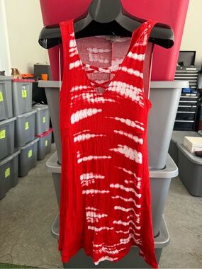 Red and White Tie-Dye Sleeveless Swing Dress p41